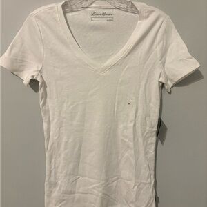 NWT Eddie Bauer Women's White V-Neck Top